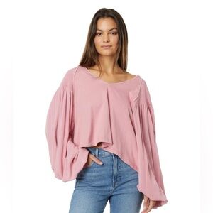 Free People Kathy Tee in blush pink size Medium